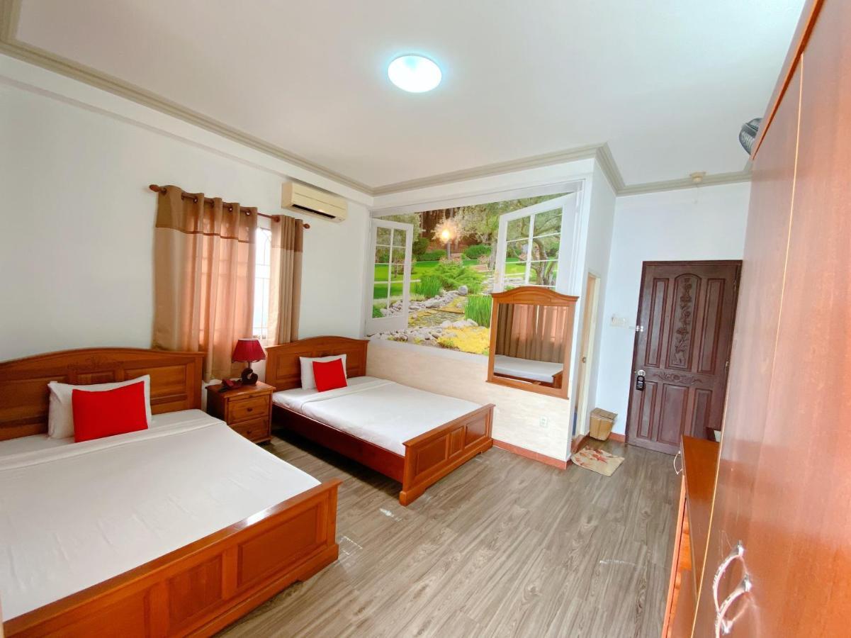 Madam Cuc Hotel