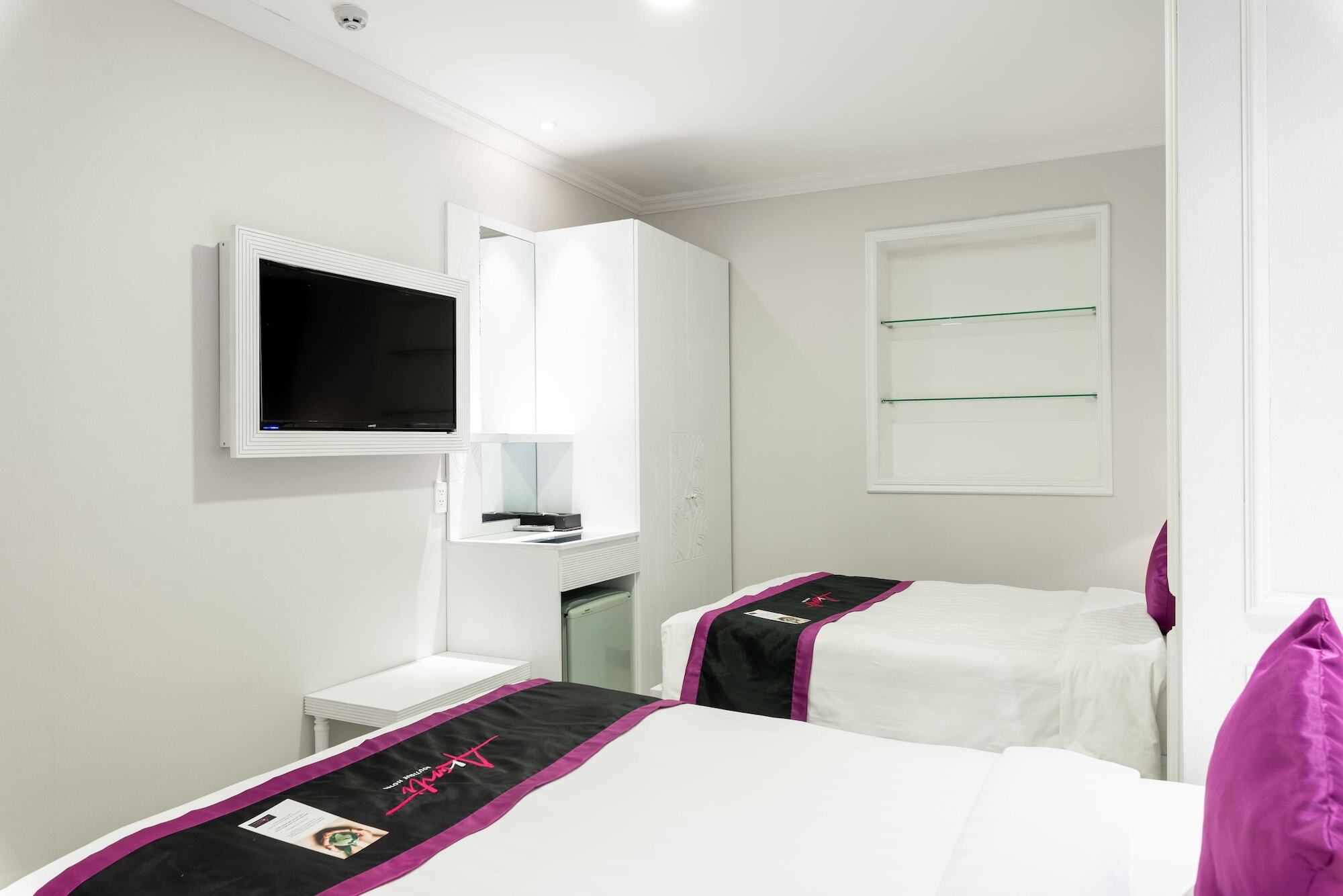 Avanti Boutique 3*