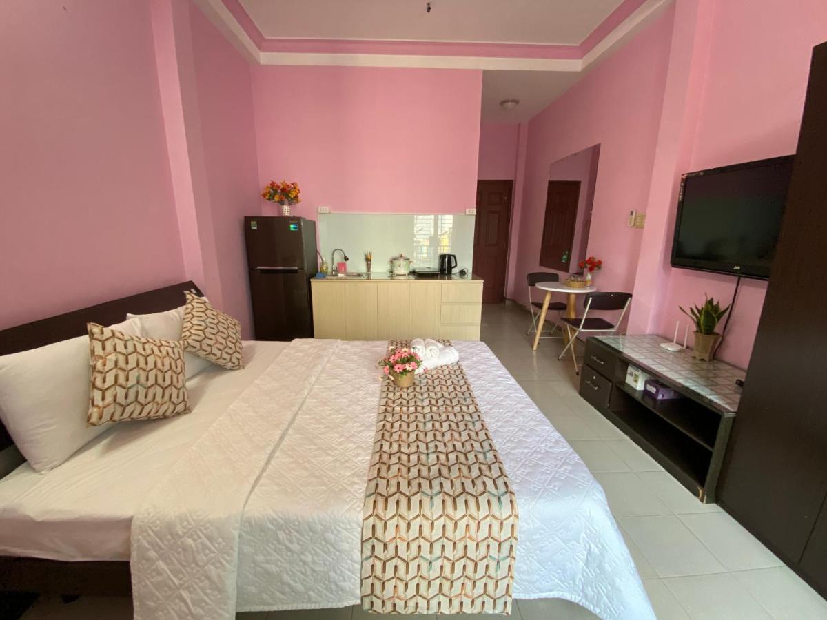 Nhat An Homestay *