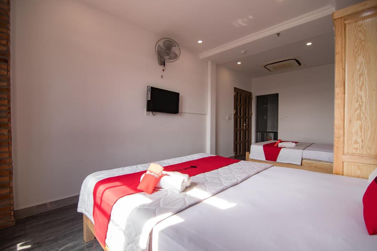 Hotel Reddoorz Near Tan Son Nhat Golf 2 Ho Chi Minh City