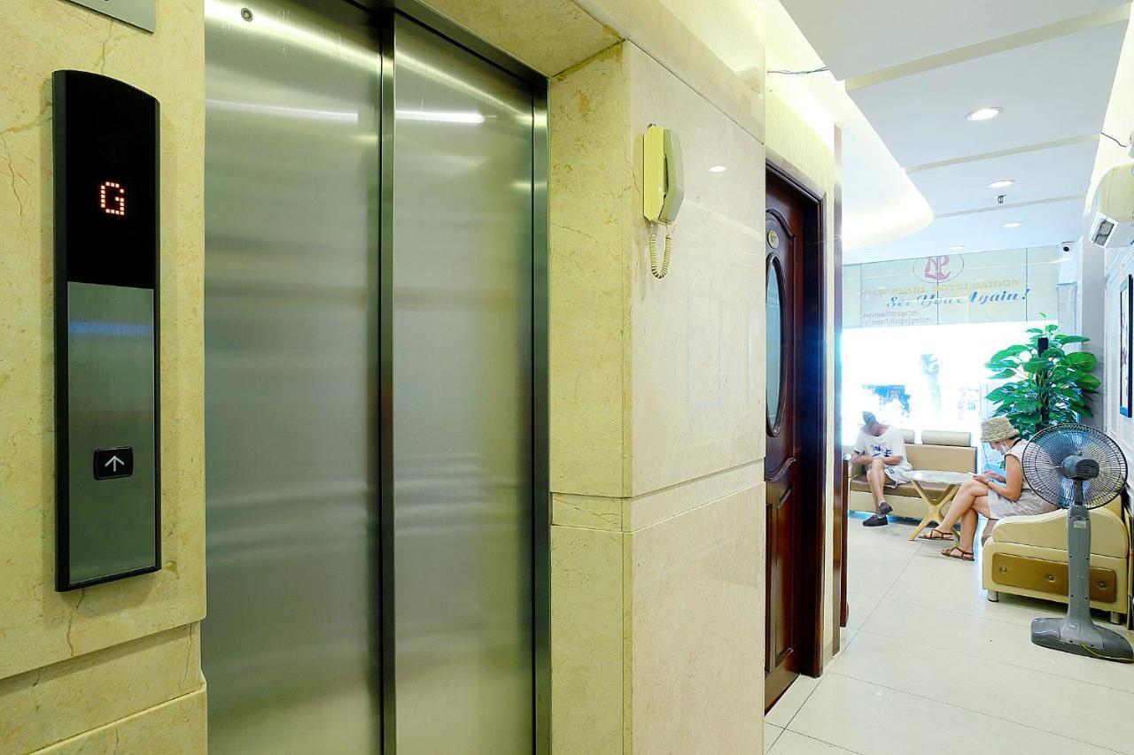 Lucky Star 266 De Tham Hotel