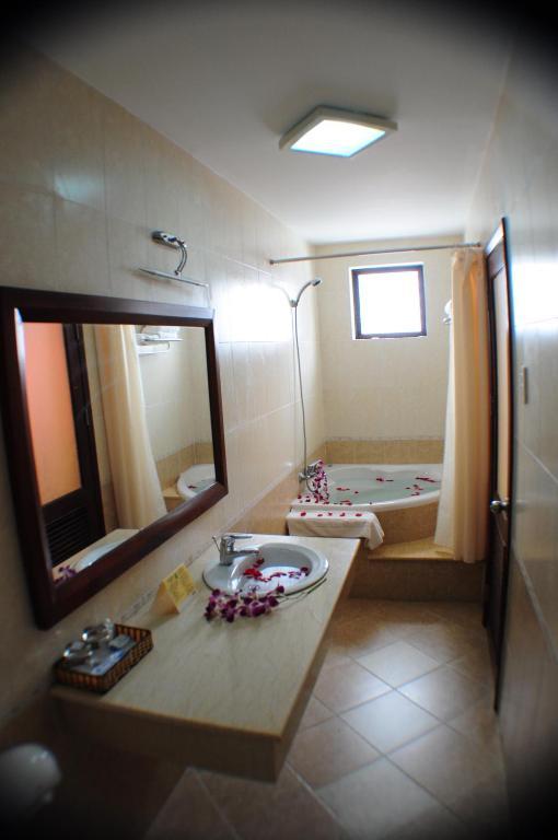 Hotel Phuoc Loc Tho 1 2*