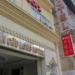 Reddoorz Plus Near Binh Tay Market