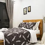 Reddoorz @ Nguyen Dinh Chieu Street