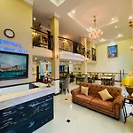 Central Hotel & Residences Swimming Pool