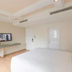 Dyn Opera Hotel