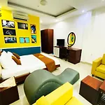Cozi 5 Hotel & Apartment
