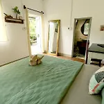 Vuon Nha Ngoai Garden Homestay