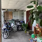 Happy Hotel Binh Tan