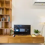 The Saigon Suite, The Luxury 2 Bedrooms With Bathtub For Over 30 Nights
