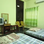 Hoa Thinh Hotel