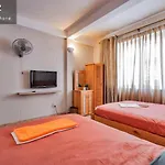Hanz Alley Luanvu Hotel