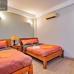 Hanz Alley Luanvu Hotel
