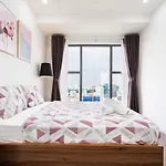 3Br-High Fl-Saigon Royal-Hana\'S Apart-5