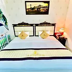 Le Saigon Hotel