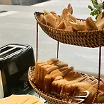 Queen Ann Hotel