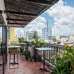 The Alcove Library Hotel