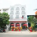 Fide Hotel
