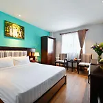 Cherry Central Hotel- Near Opera House