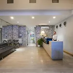 Mari Queen Hotel