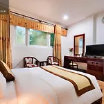 Papaya Hotel