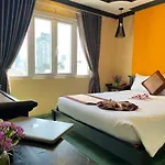 Ipeace Hotel - Bui Vien Walking Street