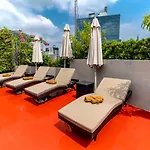 Roseland Sweet Hotel & Spa