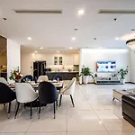 Vinhomes Luxury-Kayla\'S Apartment