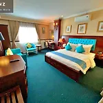 Hanz 821 Sunflower Hotel & Spa