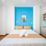 Cozrum Homes - Autumn House