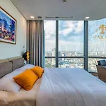 Landmark 81 - Unique Condotel