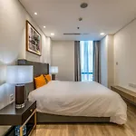 Landmark 81 - Unique Condotel
