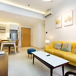 River Inn Apartment With Pool & Gym