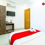 The Sun Hotel