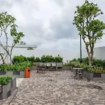 Ivyhouse-Saigon Royal Apartment D4 , Near Center