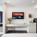 The Arrivals - Studio Apartment - River View