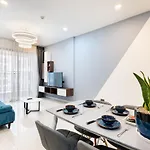 Saigon Royal Luxury Apartment Free Gym&Pool