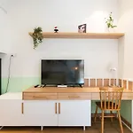 Studio-River View-Hana Apart-1702