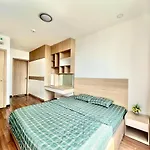 Luxury Apartment Near Airport