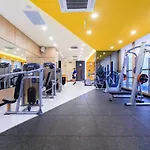 Rivergate Apartment - Gym & Pool