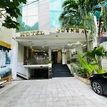 Hote Quynh Anh