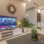 Boutique Unique Landmark 81 Vinhomes Central Park