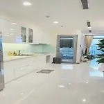 Landmark Plus Central Park Vista