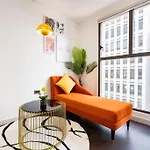 Stylist Studio-Saigon Royal-Hana Apart-1601