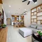 Qhome Dlux 2Pn