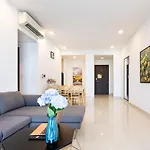Tresor Condo 3 Bedrooms In Center Accept From 20 Nights