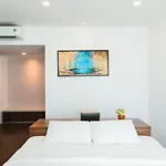 Anna Apartment