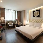 The White Hotel 8A Thai Van Lung