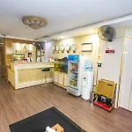 A25 Hotel - 13 Bui Thi Xuan