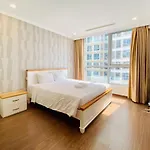 Vinhome Central Park Apartment - Landmark 81